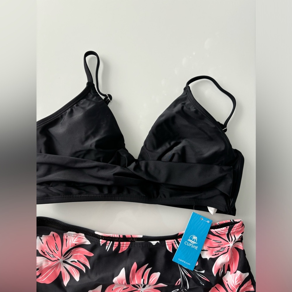 Cupshe Black Bikini Top with Pink Floral High-Waist Bottom - Picture 3 of 7
